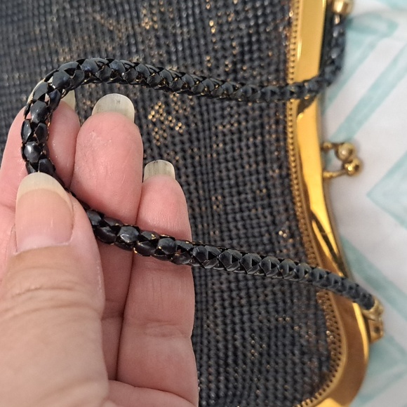 Glamorous Vintage Whitting and Davis Mesh Purse. - Picture 8 of 8